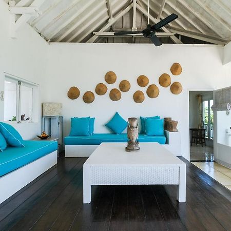 Villa Hally Bali Ungasan Buitenkant foto